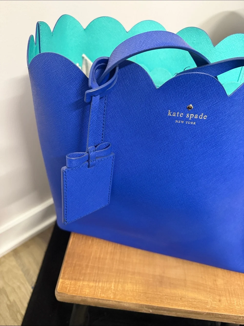 kate spade cobalt blue tote with teal scalloped trim